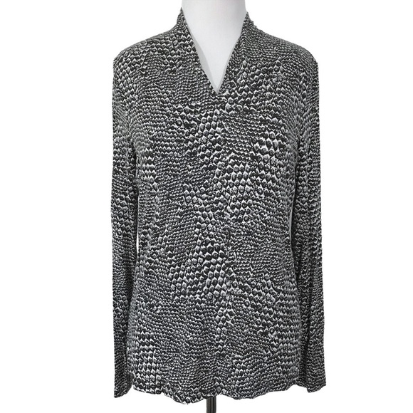 Talbots High V Neck Snake/Reptile Print Top Blouse Long Sleeve Size Medium - Picture 1 of 11